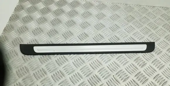 Audi A5 8T 8F Side skirt front trim 8T8853374