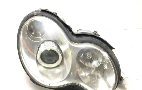 Mercedes-Benz C AMG W203 Headlight/headlamp A2038203861