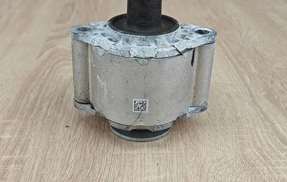 Volkswagen Amarok II Rear axle beam mounts housing MB3C5D008AB