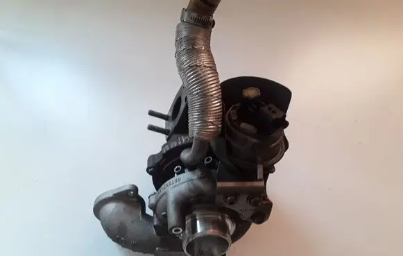 Ford Focus Turbo 9804119380