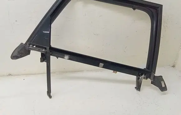 Audi A4 S4 B8 8K Rear door window/glass frame 98024