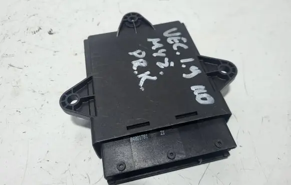 Opel Vectra C Door control unit/module 13170178 67FFX9 032695