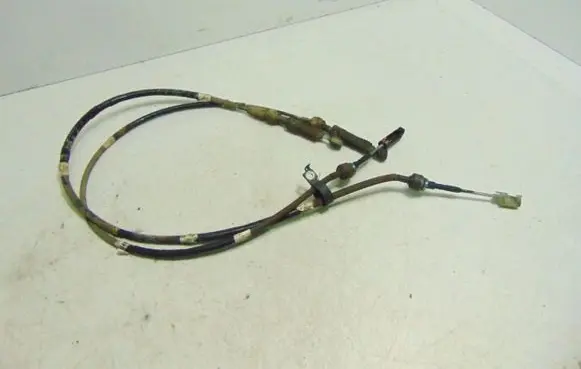 Subaru Legacy Gear shift cable linkage 