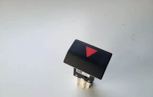 Skoda Superb B6 (3T) Hazard light switch