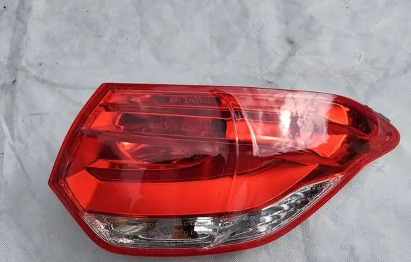 Citroen C4 II Rear/tail lights 9801855180 05J22021 L90052173