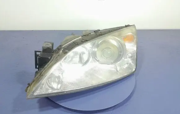 Ford Mondeo Mk III Headlight/headlamp 1S71-13006-CK