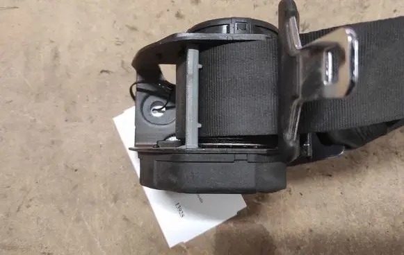 Citroen C5 Rear seatbelt 33052806 96325577XX