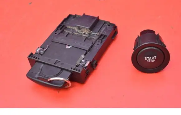 Renault Scenic III - Grand scenic III Ignition lock 285909828R
