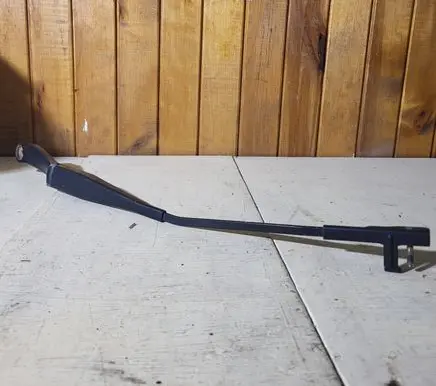 Alfa Romeo 159 Front wiper blade arm 74560