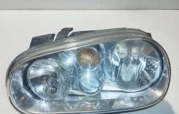 Volkswagen Golf IV Headlight/headlamp