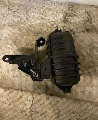 BMW 3 E46 Vacuum air tank 11652247620