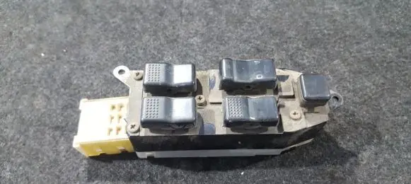 Subaru Legacy Electric window control switch