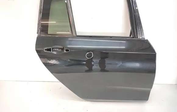 Rear door
