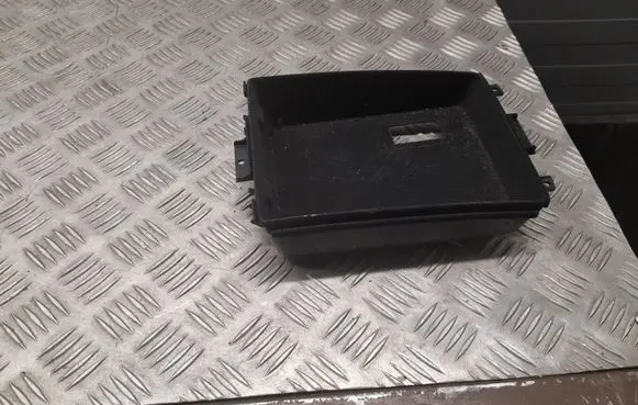 Audi A8 S8 D4 4H Glove box central console 4H0863075