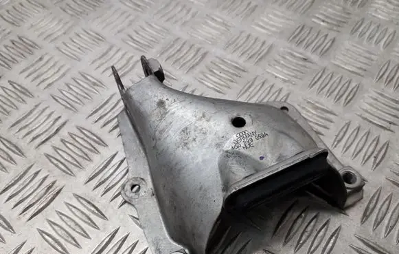 Audi A6 S6 C7 4G Engine mounting bracket 4G0399059A
