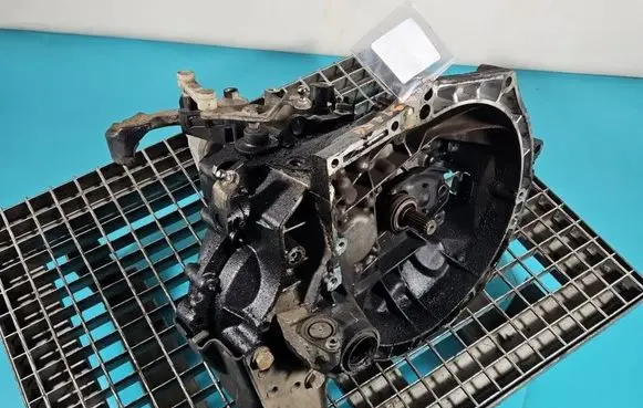 Peugeot 208 I Manual 5 speed gearbox 20CQ66 IMPRK1547361
