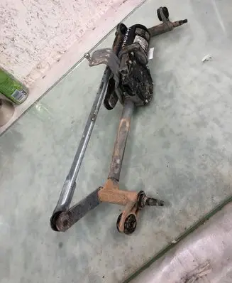 Seat Arona Front wiper linkage and motor 6f1955113