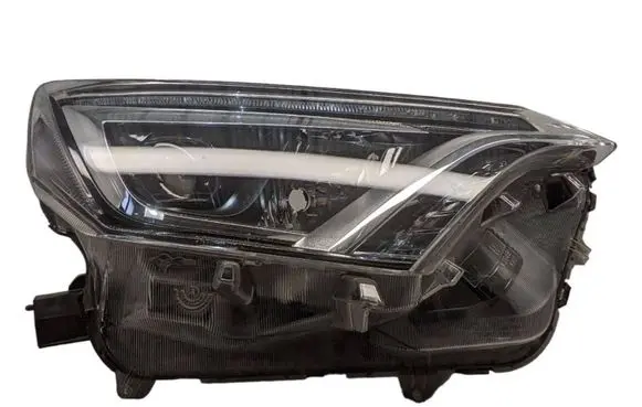 Toyota RAV 4 (XA40) Headlight/headlamp W3049