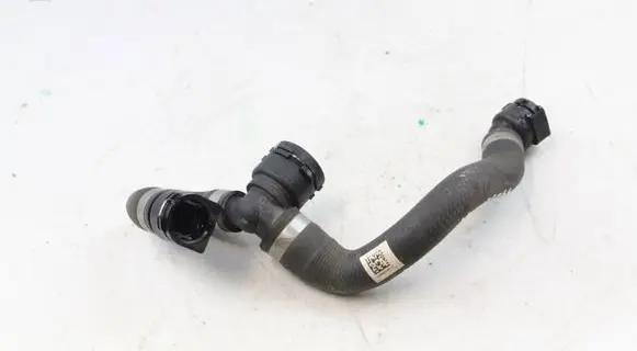 Engine coolant pipe/hose