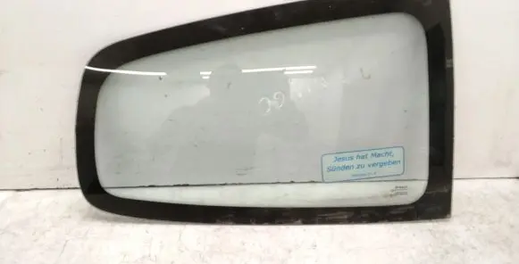 Renault Twingo II Rear side window 43R001583 AS2 M3232