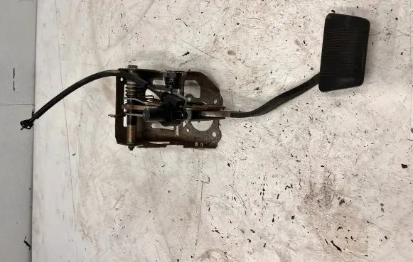 Chrysler 300C Brake pedal 10245 2311c