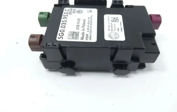 Volkswagen Golf VII USB control unit 5G0035953