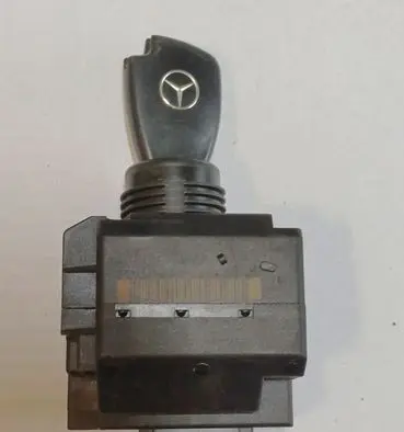 Mercedes-Benz CLK A209 C209 Ignition lock A2095451908