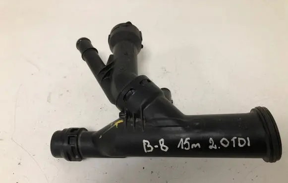 Volkswagen PASSAT B8 Engine coolant pipe/hose 03N121026B 04L121026