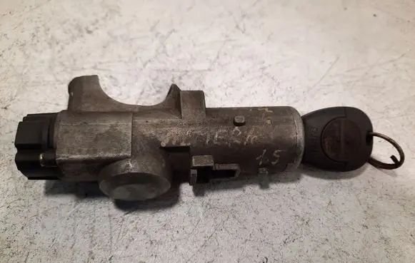 Nissan Almera N16 Ignition lock 8145