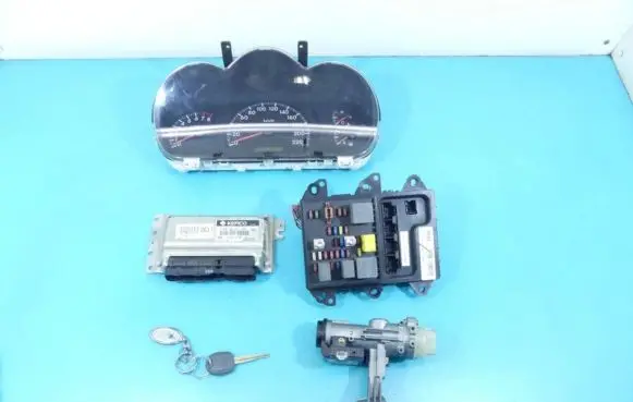 KIA Cerato Engine control unit/module ECU 39120-26740 IMPRK1053156