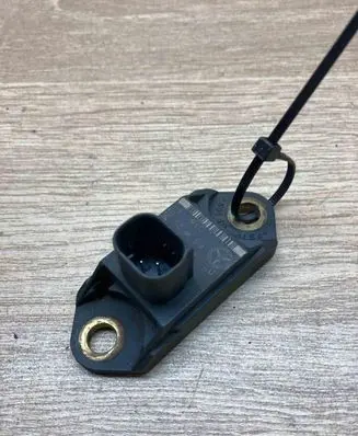 Mercedes-Benz S W220 Airbag deployment crash/impact sensor 0025426918 USED