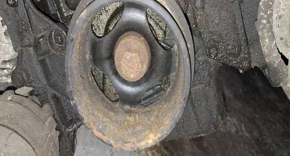 Mercedes-Benz C W203 Crankshaft pulley 