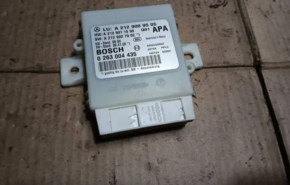 Mercedes-Benz E C207 W207 Parking PDC control unit/module A2129011500 A2129027902
