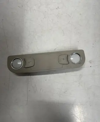 Audi Q7 4L Front seat light 4LO947111B