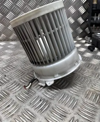 Nissan X-Trail T32 Heater fan/blower 