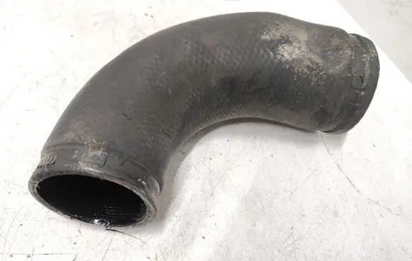 Volvo S70 V70 V70 XC Intercooler hose/pipe 9434450 5147W93