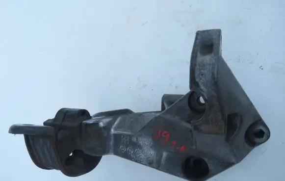 Opel Astra F Engine mounting bracket 90447866 24494 971963954
