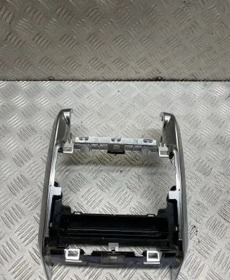 Land Rover Range Rover Sport L494 Other center console (tunnel) element DK6267448A