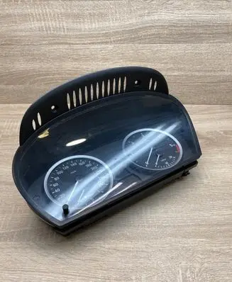 BMW 5 E60 E61 Speedometer (instrument cluster) 6937618 110080213