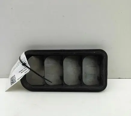 Volkswagen Golf VII Quarter panel pressure vent 7N0819465E
