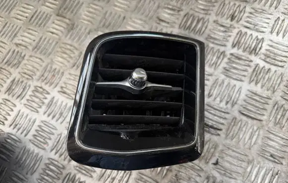 Volvo XC60 Dashboard side air vent grill/cover trim 31417691