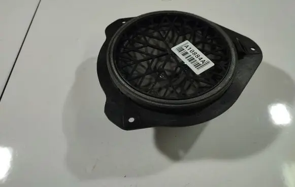 Audi A5 8T 8F Front door speaker A011060201