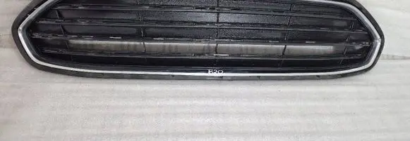 Ford Ka Front bumper upper radiator grill