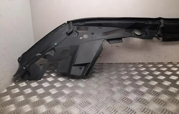 Radiator trim