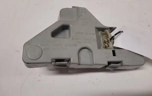 Tail light bulb cover holder
