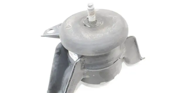 KIA Sportage Engine mount bracket 21815D9100
