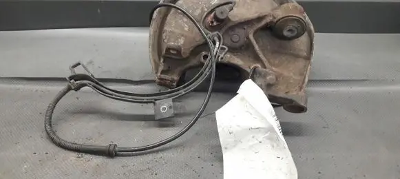 Audi A4 S4 B6 8E 8H Stub axle 8E0615611J