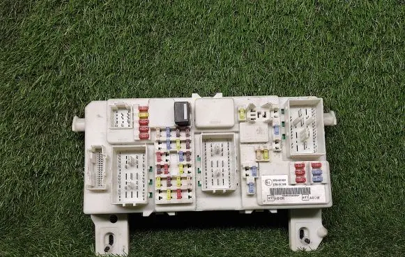 Ford Focus Power management control unit 7M5T14A073CG