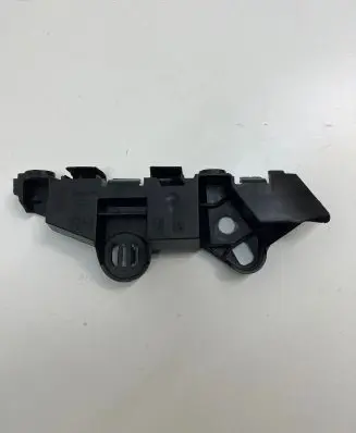 Opel Corsa E Rear bumper mounting bracket 475498858 39003565