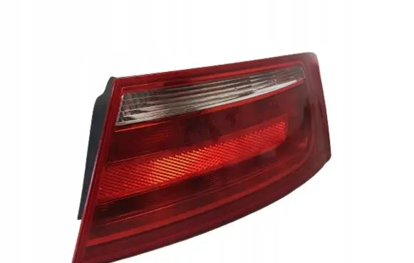 Audi A5 8T 8F Rear/tail lights 8T0945096